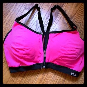 Victoria’s Secret  Sports Bra w Front Closure